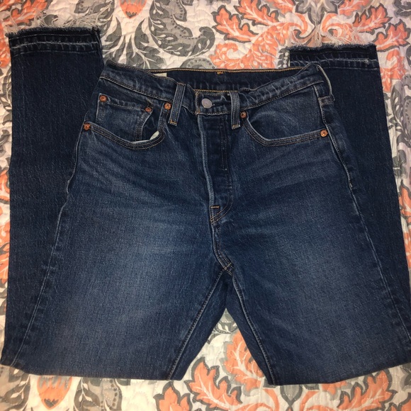 Levi’s 501 Skinny Jean - Picture 3 of 5